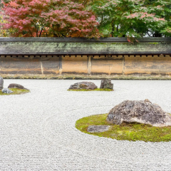 日本寺廟庭院